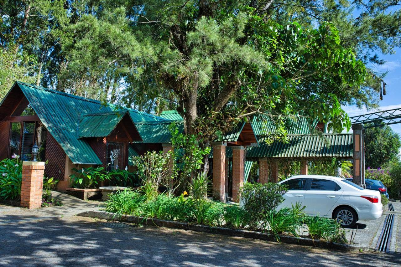 Hotel Villa Zurqui San Isidro  ภายนอก รูปภาพ