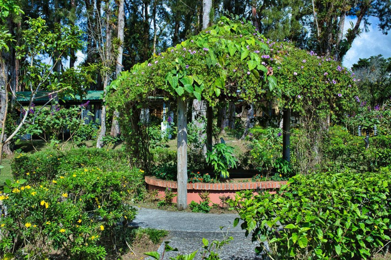 Hotel Villa Zurqui San Isidro  ภายนอก รูปภาพ