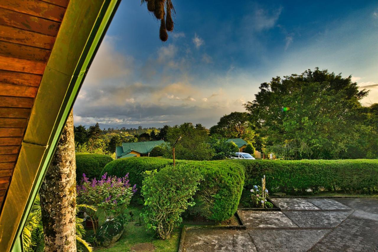 Hotel Villa Zurqui San Isidro  ภายนอก รูปภาพ
