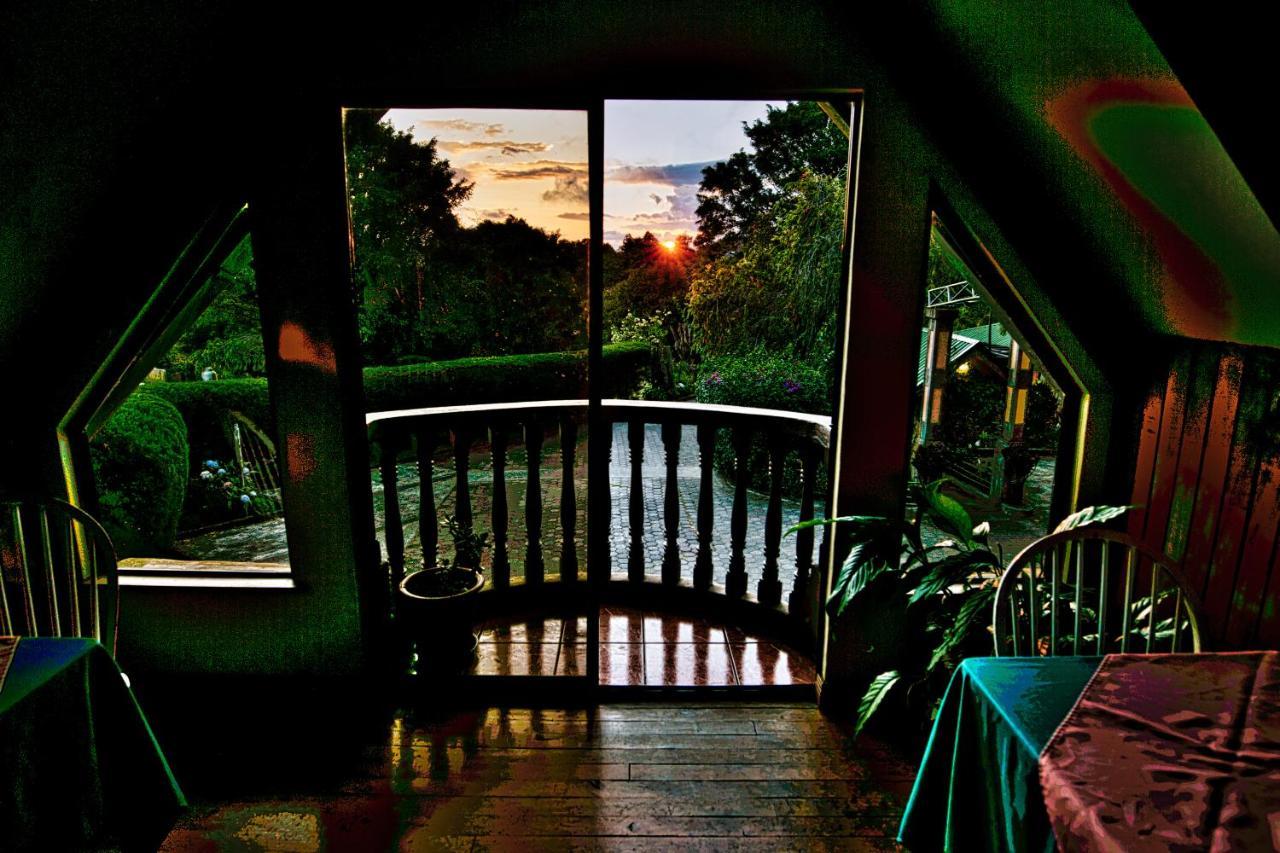 Hotel Villa Zurqui San Isidro  ภายนอก รูปภาพ