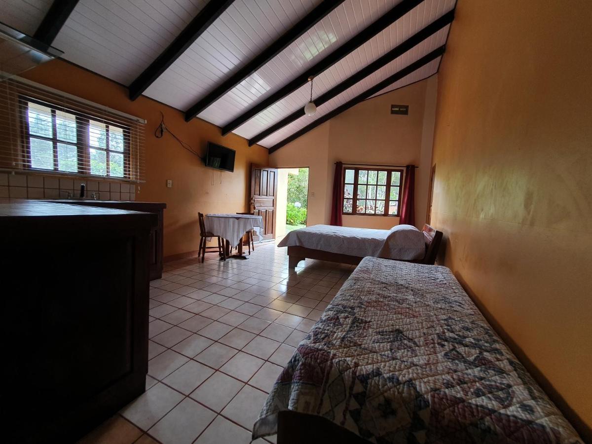 Hotel Villa Zurqui San Isidro  ภายนอก รูปภาพ