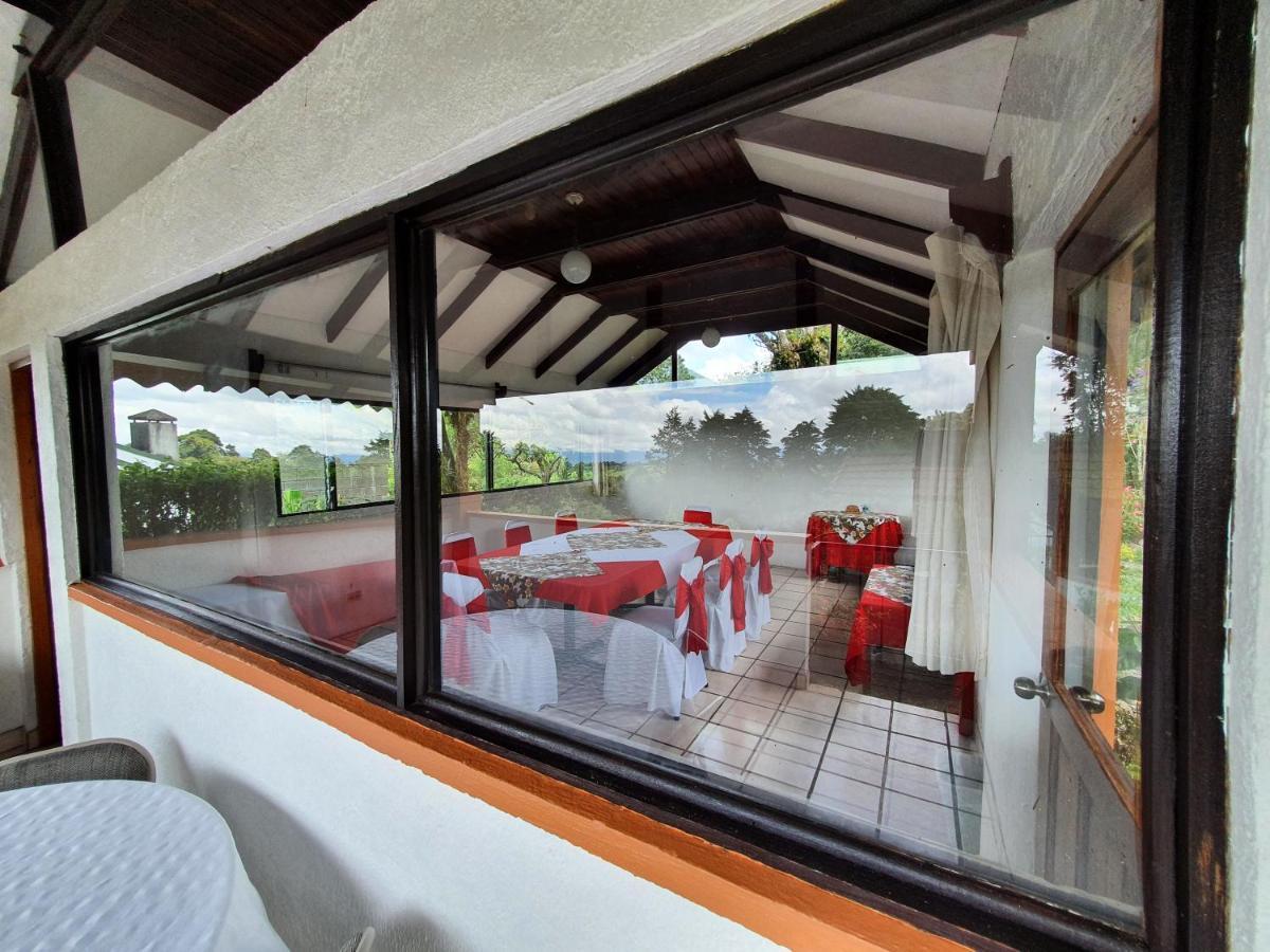 Hotel Villa Zurqui San Isidro  ภายนอก รูปภาพ